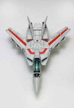 VF-1J 女武神（一条辉专用机）Fighter mode