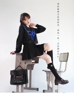 蓝栀学园·套装-资料图