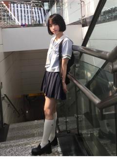 双色水手服套装-资料图