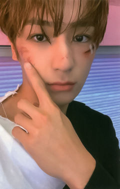 专卡在 MOOD verB.