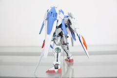 HG00 GN-0000+GNR-010 00强化模组 GN-0000 00高达 GNR-010 0强化战机 设计师配色 Ver.-资料图