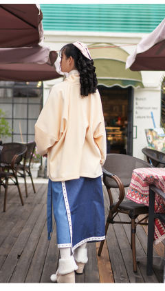 暖呼呼·飞机袖-资料图