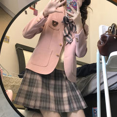 桜忆中·西服-资料图