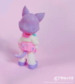 呜喵喵-粉红少女-资料图