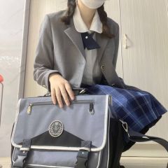 川南中·制服包-资料图