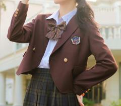 瑰羽女子高校西服-资料图