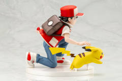 Pokémon Center Original Figure 皮卡丘 红 -资料图