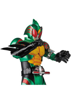 Real Action Heroes  Real Action Heroes Genesis 假面骑士亚马逊欧米茄-资料图