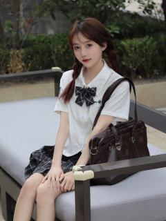 鹰花-资料图