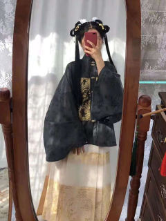  鹤鹿同春-资料图