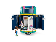 41722 马术展览拖车-资料图