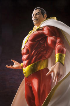 DC Comics New 52 ARTFX+ 惊奇队长-资料图