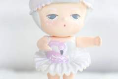 月下独舞-资料图