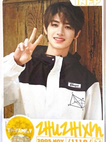 恭喜你发现了宝藏2 角色小卡 朱 ver.B