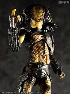 Revoltech 铁血战士 -资料图