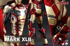 1:4比例珍藏人偶 钢铁侠MARK 42-资料图