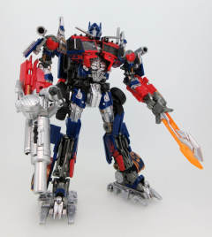Leader Class Transformers Movie The Best 擎天柱 Leader Class-资料图