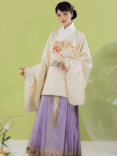 桐花万里-资料图