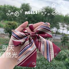 草莓老熊·领带-资料图