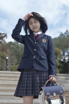 陵西高 西服-资料图