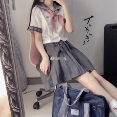 花綺女子-资料图