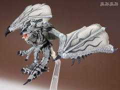 Revoltech リオレウス Silver Ver.-资料图
