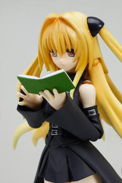 SHF 金色暗影-资料图