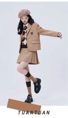 两粒扣西服-资料图