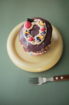 Cake-资料图