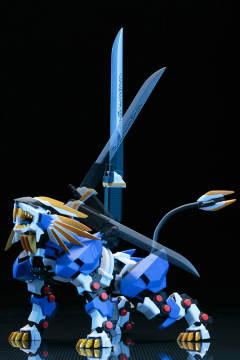 村雨长牙狮-资料图