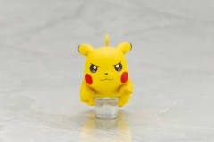 Pokémon Center Original Figure 皮卡丘 红 -资料图