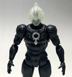 SHF 欧布奥特曼 暗耀形态-资料图
