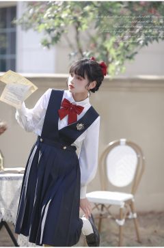 白雪姬·套装-资料图