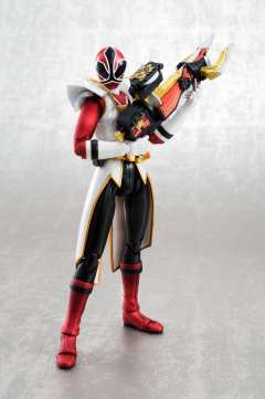 SHF 真剑红 Metallic Coating Deluxe Action Figure Set-资料图