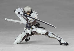 Revoltech 雷电 White Armor ver.-资料图