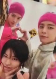 Ay-Yo一期随机卡合照 ver.A 囧绒悠