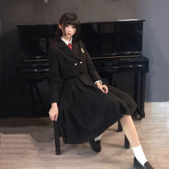 王 西服套装-资料图