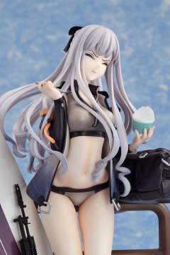 AK-12 泳装-资料图
