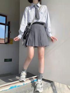小沥高·衬衫-资料图