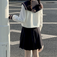 樱花水手服-资料图