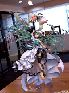 初音未来 Memorial Dress Ver.-资料图