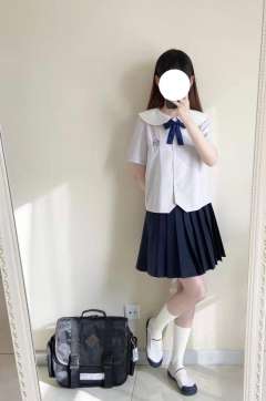 三葉中·衬衫-资料图