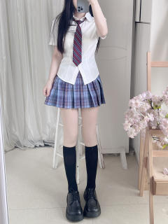 收腰纯色衬衫-资料图