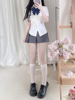 收腰纯色衬衫-资料图