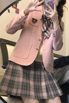 桜忆中·西服-资料图