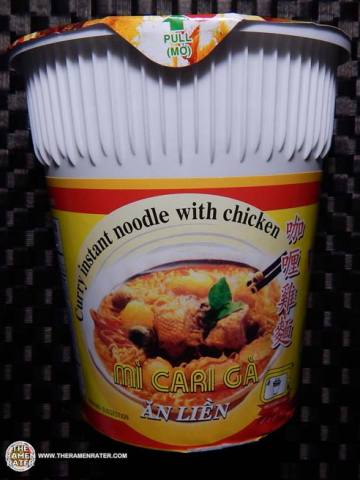 Curry Instant Noodle With Chicken