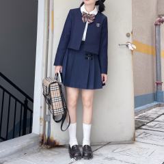 小泉中·套装-资料图