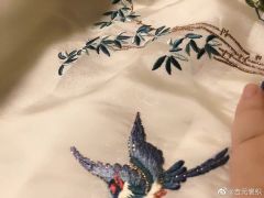 仿孔府花鸟裙-资料图