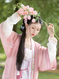 小桃汽-资料图