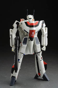 VF-1S 攻击女武神 （一条辉专用机）-资料图